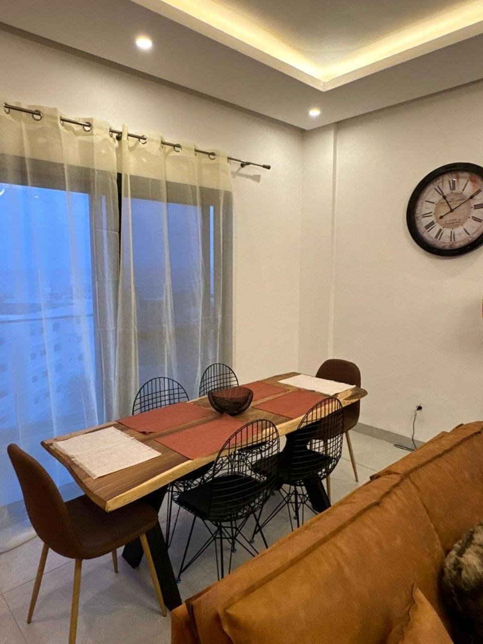 Luxueux Appartements - 2 Pieces Ou 4 Pieces - Quartiers Prises D'Almadies Et Ngor" Dakar Ngoại thất bức ảnh